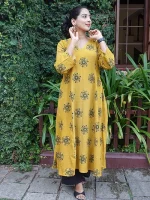 MRUNAL-Yellow-Modal Ajrakh Kurti - Image 2